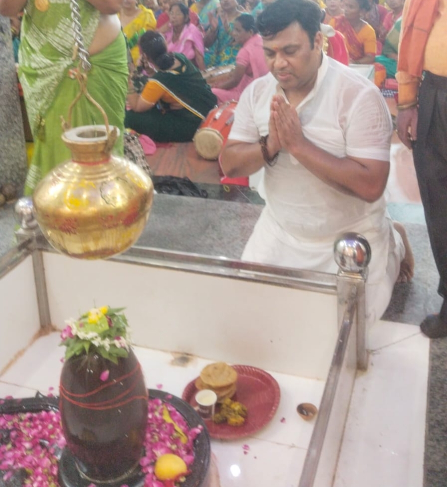 गुरूपूर्णिमा की संध्या शिवमय: वैकुण्ठधाम में भक्ति, श्रद्धा और आस्था का संगम