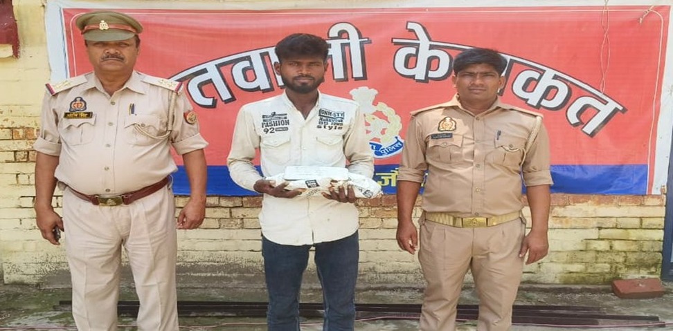 चोरी की मोटरसाइकिल के साथ शातिर गिरफ्तार, पुलिस ने किया माल बरामद