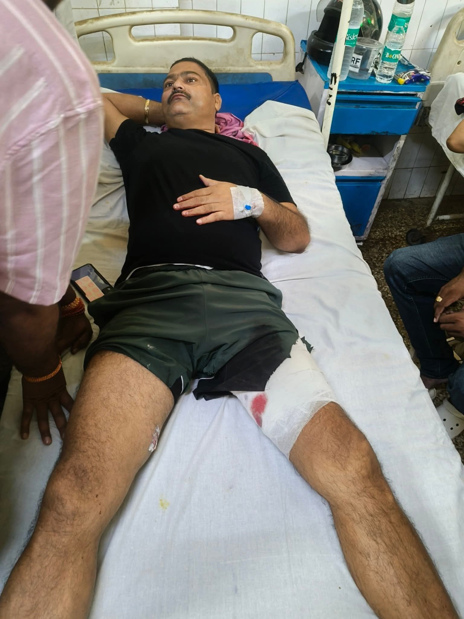मॉर्निंग वॉक पर निकले प्रधानाध्यापक को गोली मारकर चैन लूटी, वाराणसी रेफर
